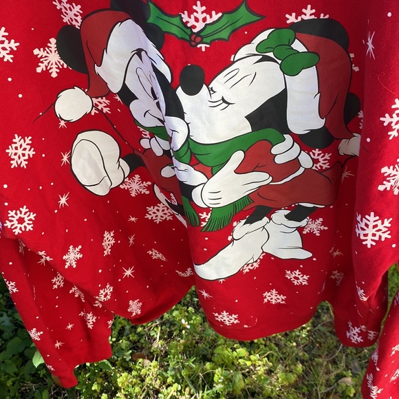 Disney Mickey and Minnie Kissmas Christmas Sweater. NWOT.  Size XXXL. Red - Picture 15 of 16